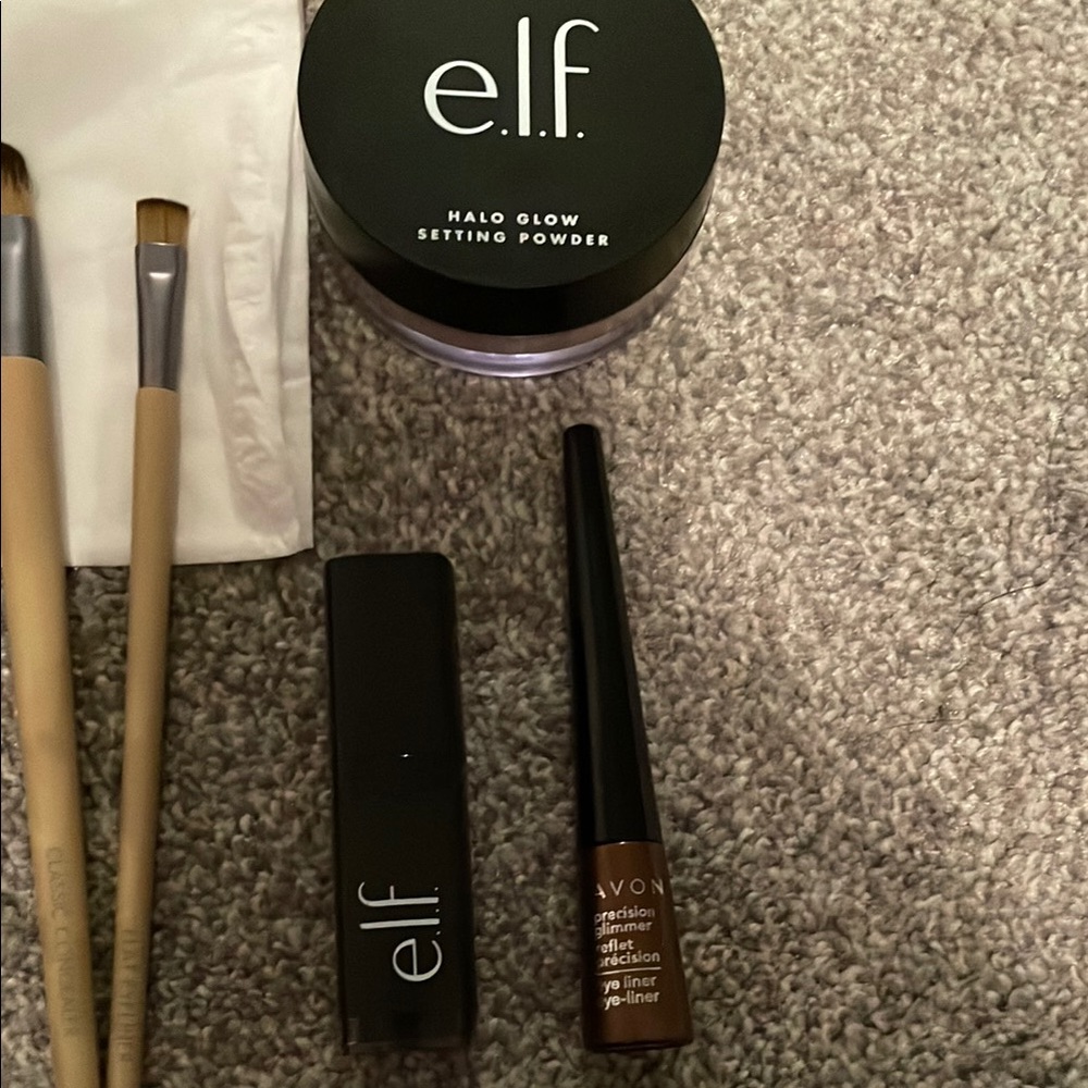 Makeup Set - Picture 3 of 6